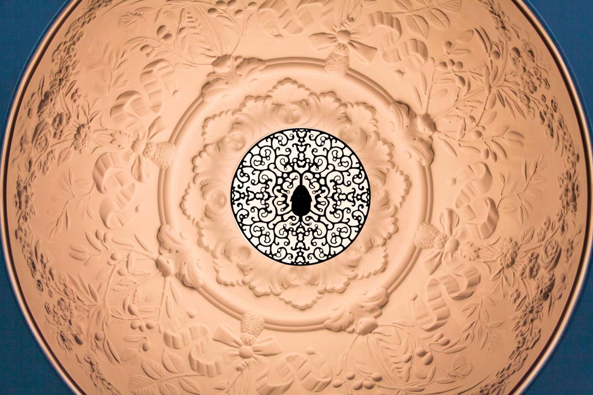 Le Meridien München Eksteriør billede A vortex whistle