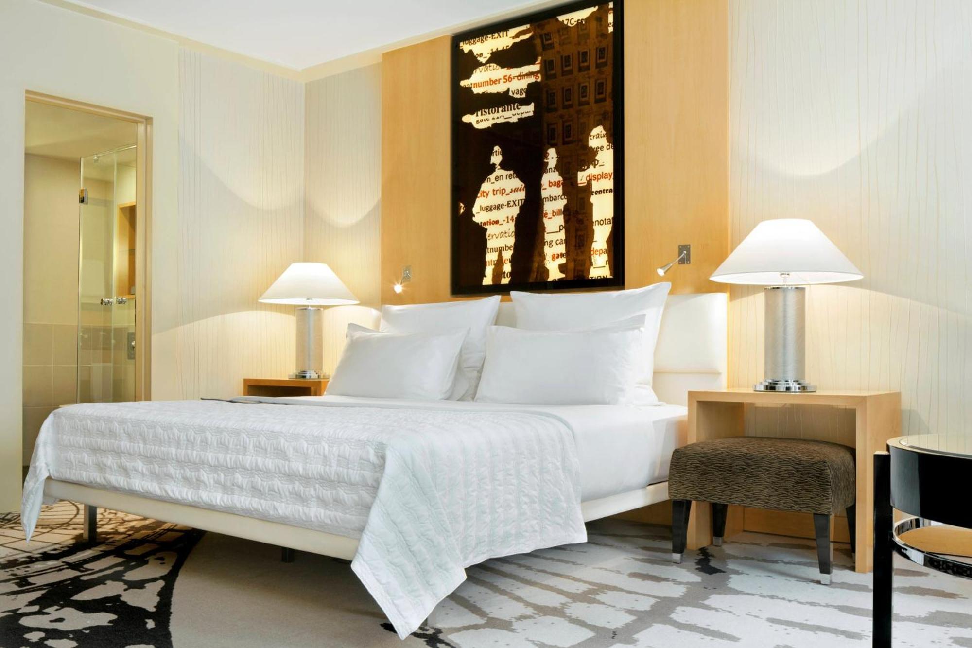 Le Meridien München Eksteriør billede A room at the hotel