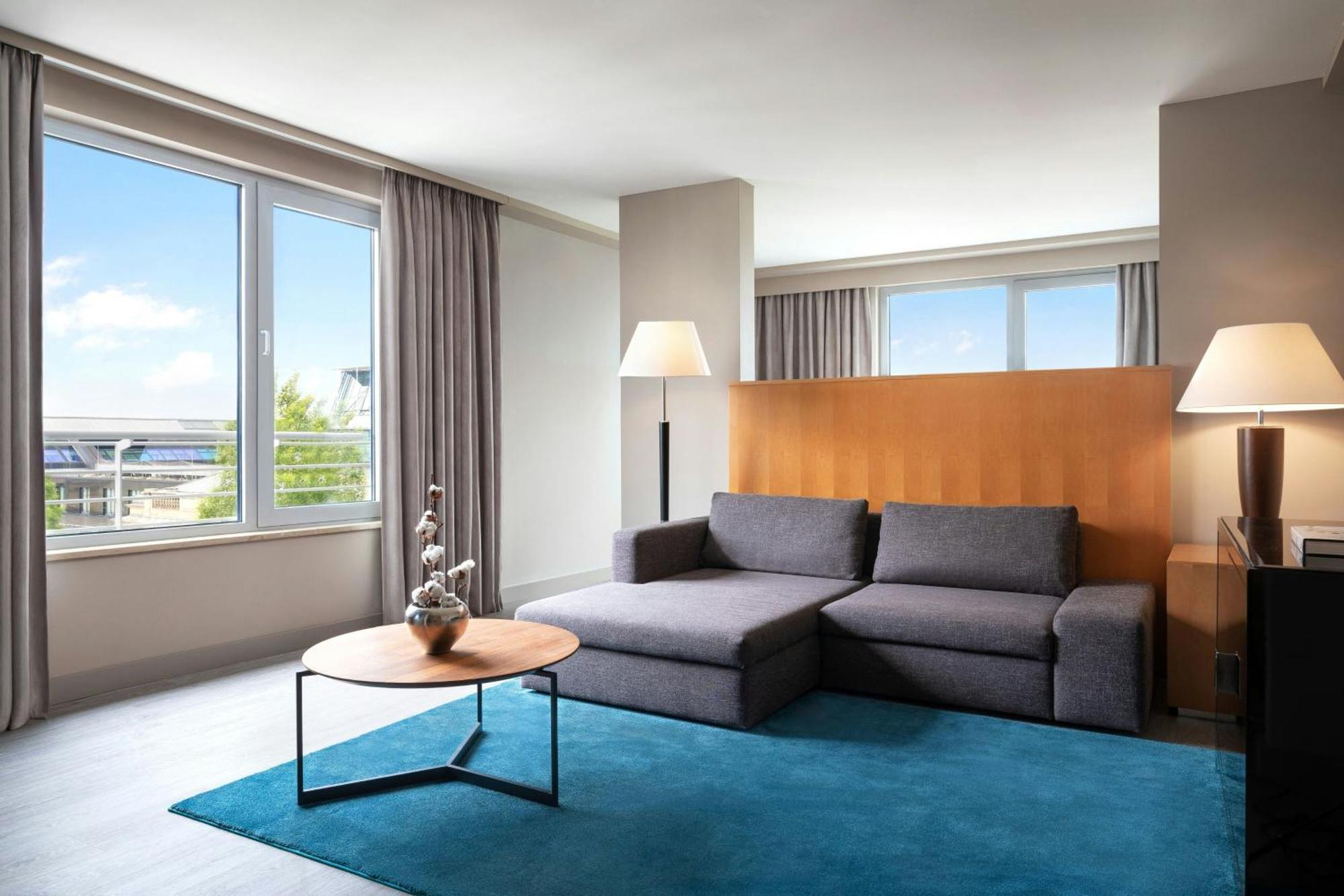 Le Meridien München Eksteriør billede Living room